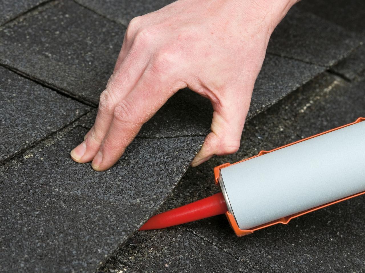 repairing-a-roof-leak